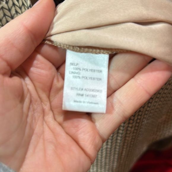 NWT ASTR Women's Chevron Print V Cut Out Back Maxi Dress Tan Large Boho Bohemian - Picture 15 of 16